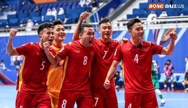 Vì sao bóng đá 5 người được yêu thích những năm gần đây Vì sao bóng đá 5 người được yêu thích những năm gần đây